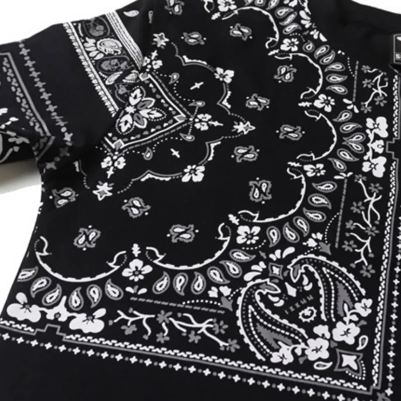 Niche Cashew Flower Printed Half sleeved T shirt-4