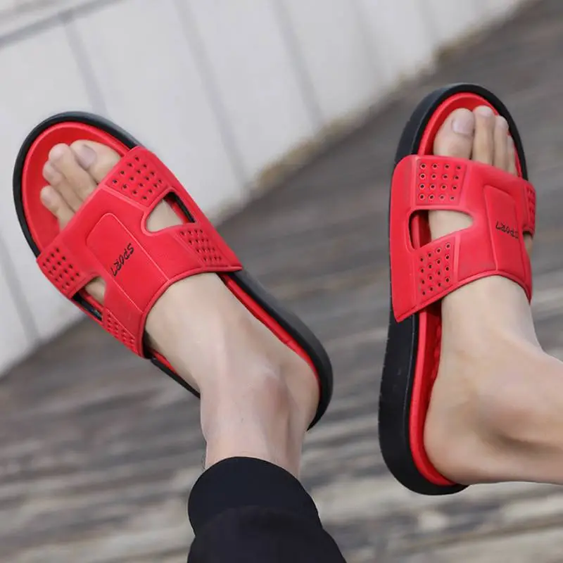 Fashionable Beach Sandals-2